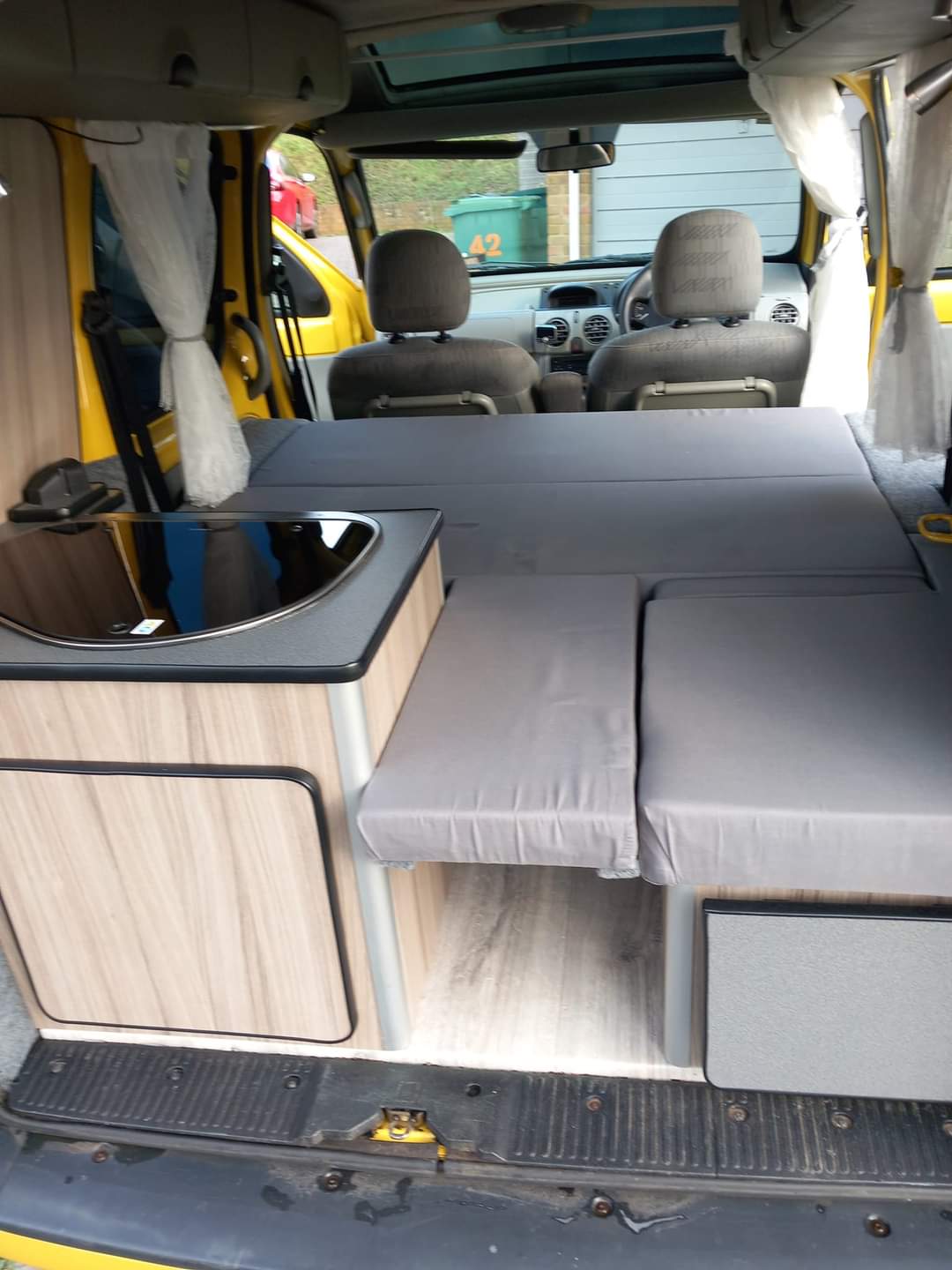 Fixed micro camper conversion, example 2